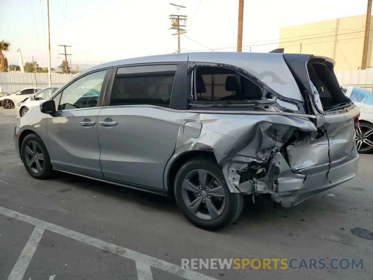 2 Photograph of a damaged car 5FNRL6H54NB030743 HONDA All Models 2022