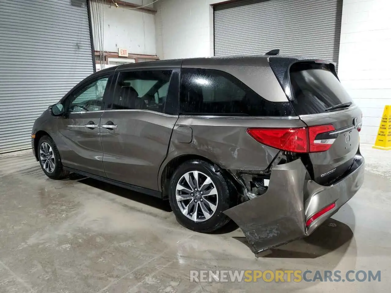 2 Photograph of a damaged car 5FNRL6H71NB008541 HONDA All Models 2022