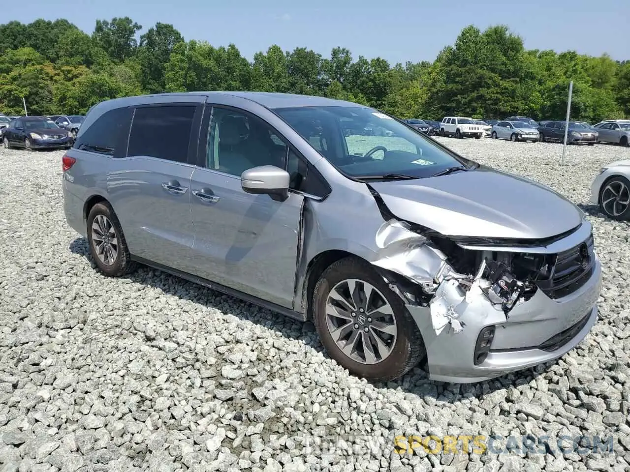 4 Photograph of a damaged car 5FNRL6H75NB041719 HONDA All Models 2022