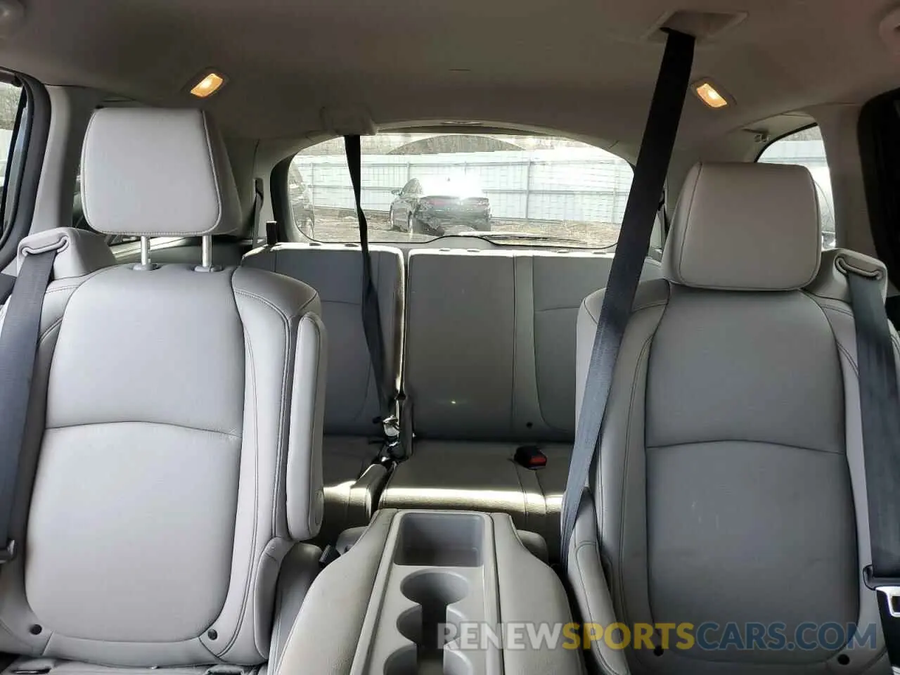 10 Photograph of a damaged car 5FNRL6H63PB071750 HONDA All Models 2023