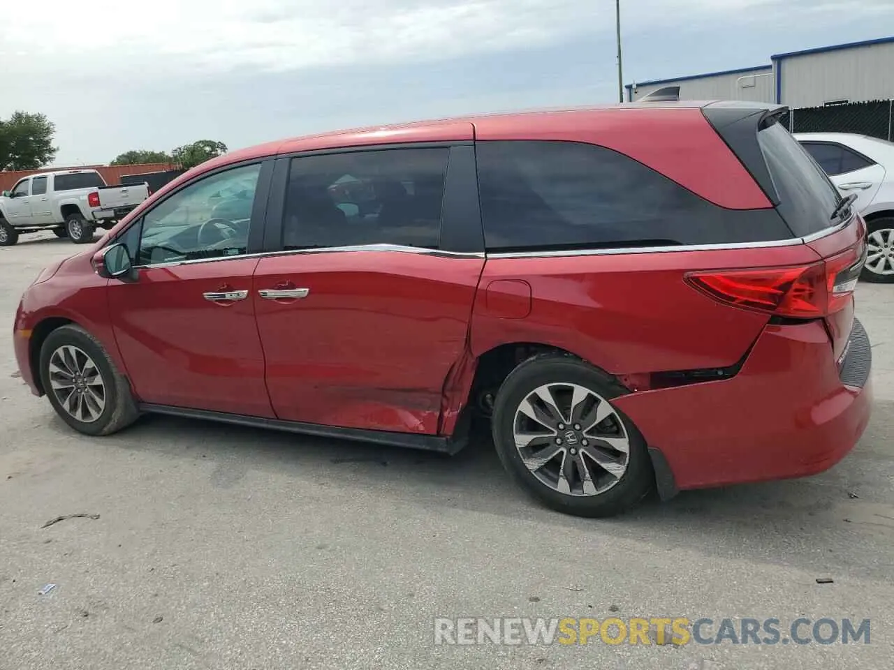 2 Photograph of a damaged car 5FNRL6H67PB007744 HONDA All Models 2023