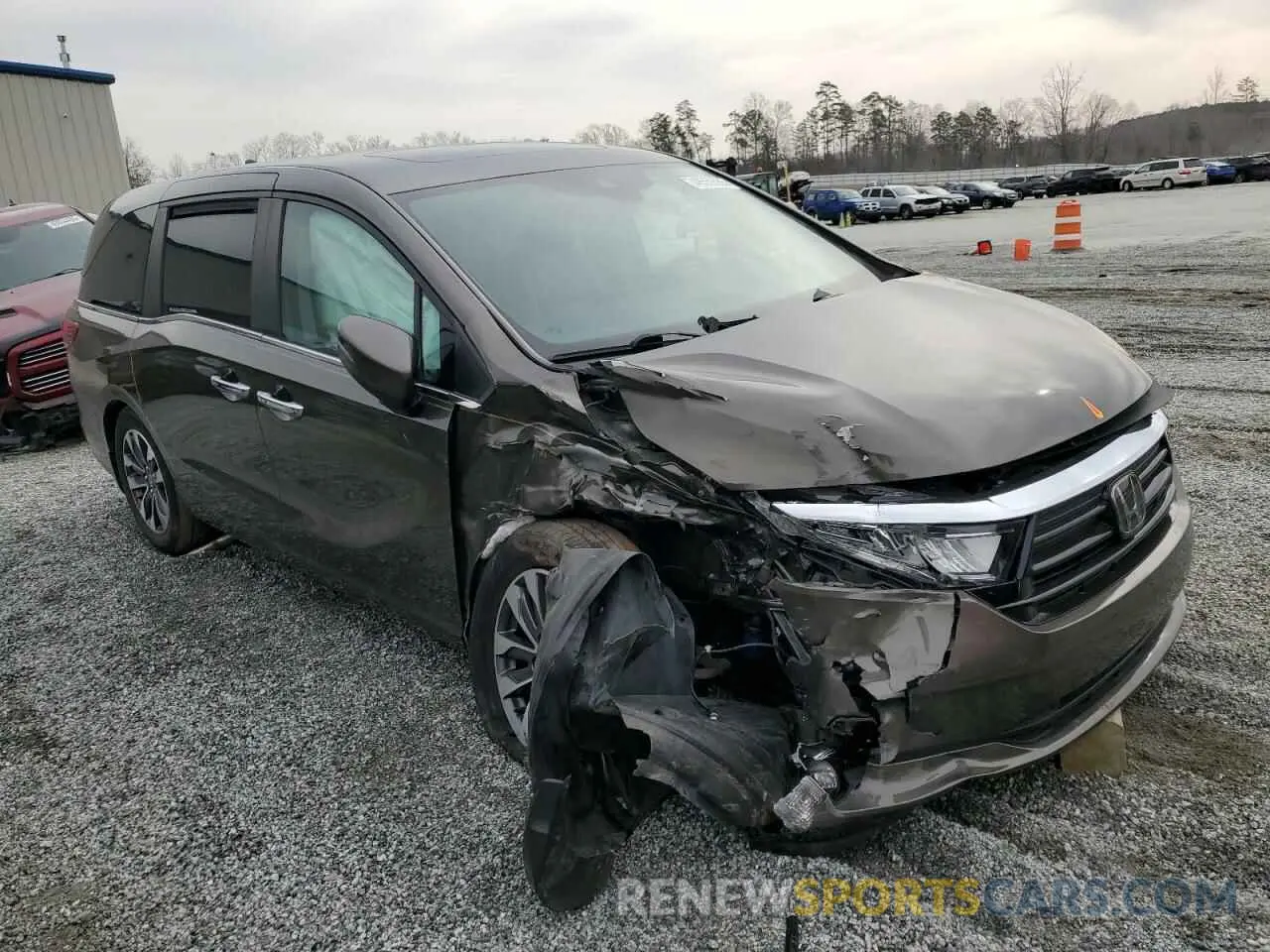 4 Photograph of a damaged car 5FNRL6H69PB033309 HONDA All Models 2023