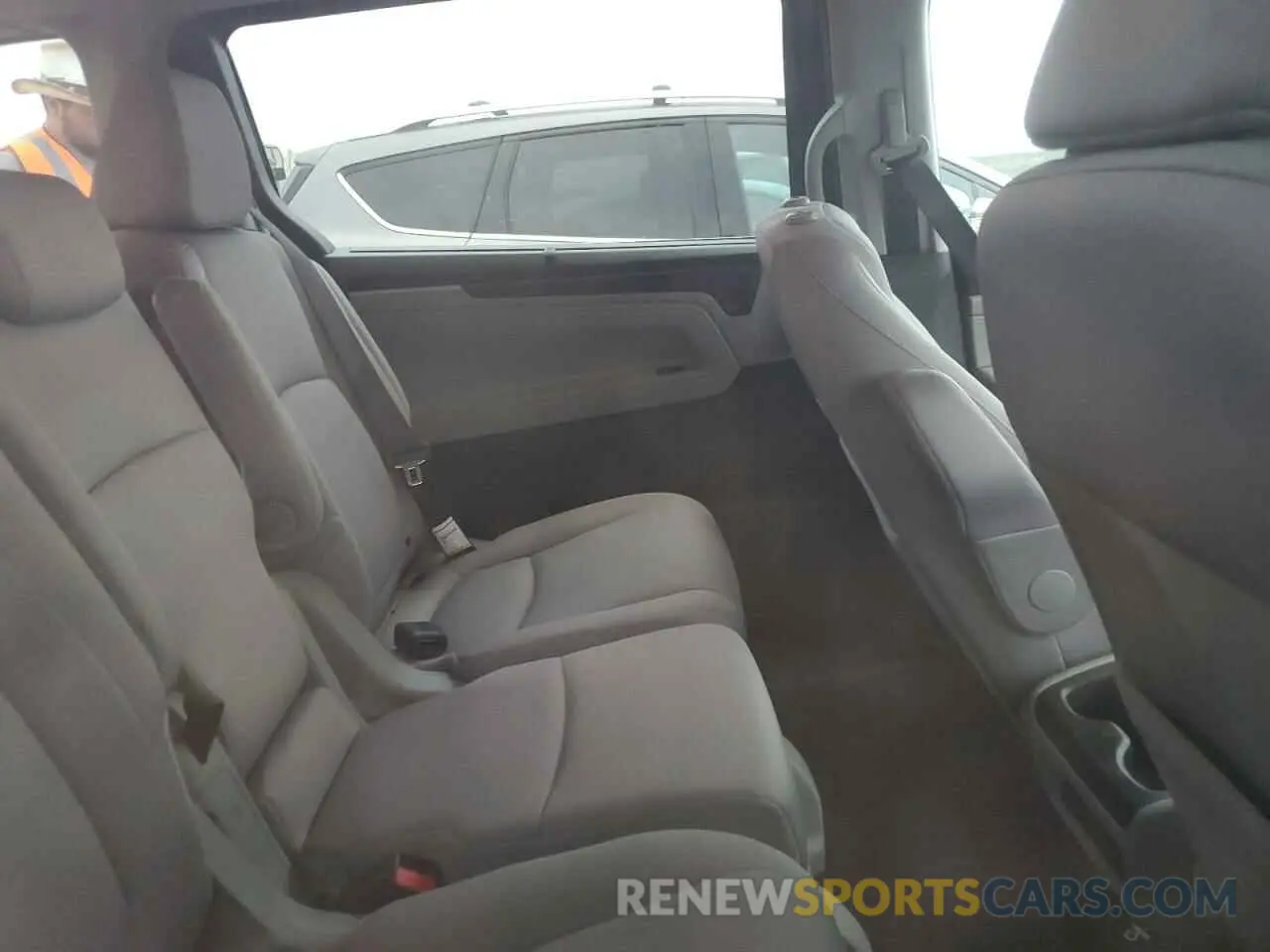 11 Фотография поврежденного автомобиля 5FNRL6H53RB005239 HONDA All Models 2024