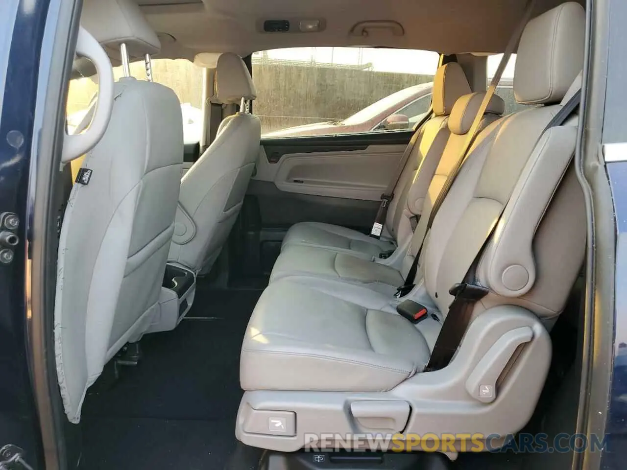 11 Фотография поврежденного автомобиля 5FNRL6H62RB050178 HONDA All Models 2024