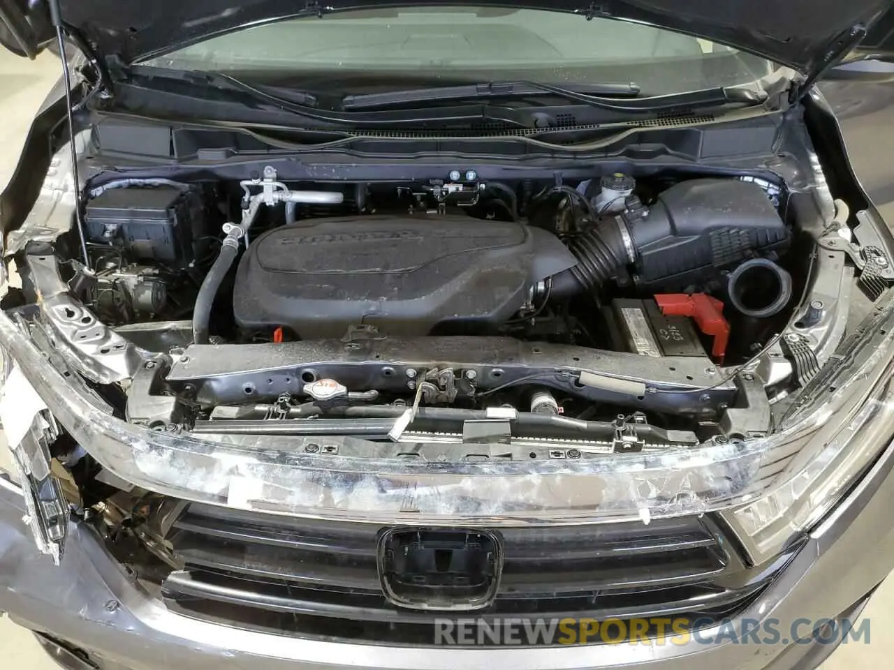 12 Photograph of a damaged car 5FNRL6H69RB069598 HONDA All Models 2024