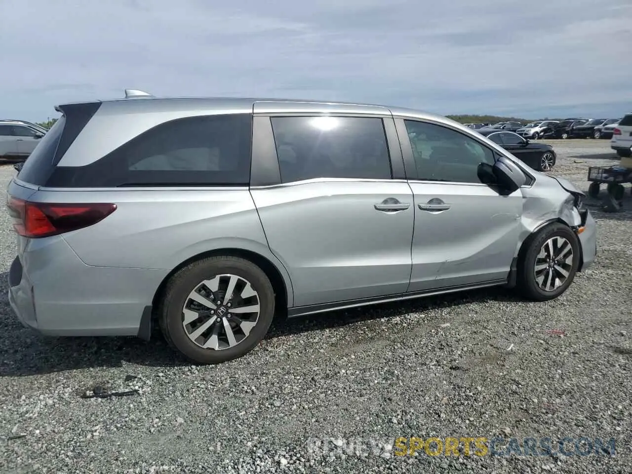 3 Photograph of a damaged car 5FNRL6H64SB021786 HONDA All Models 2025