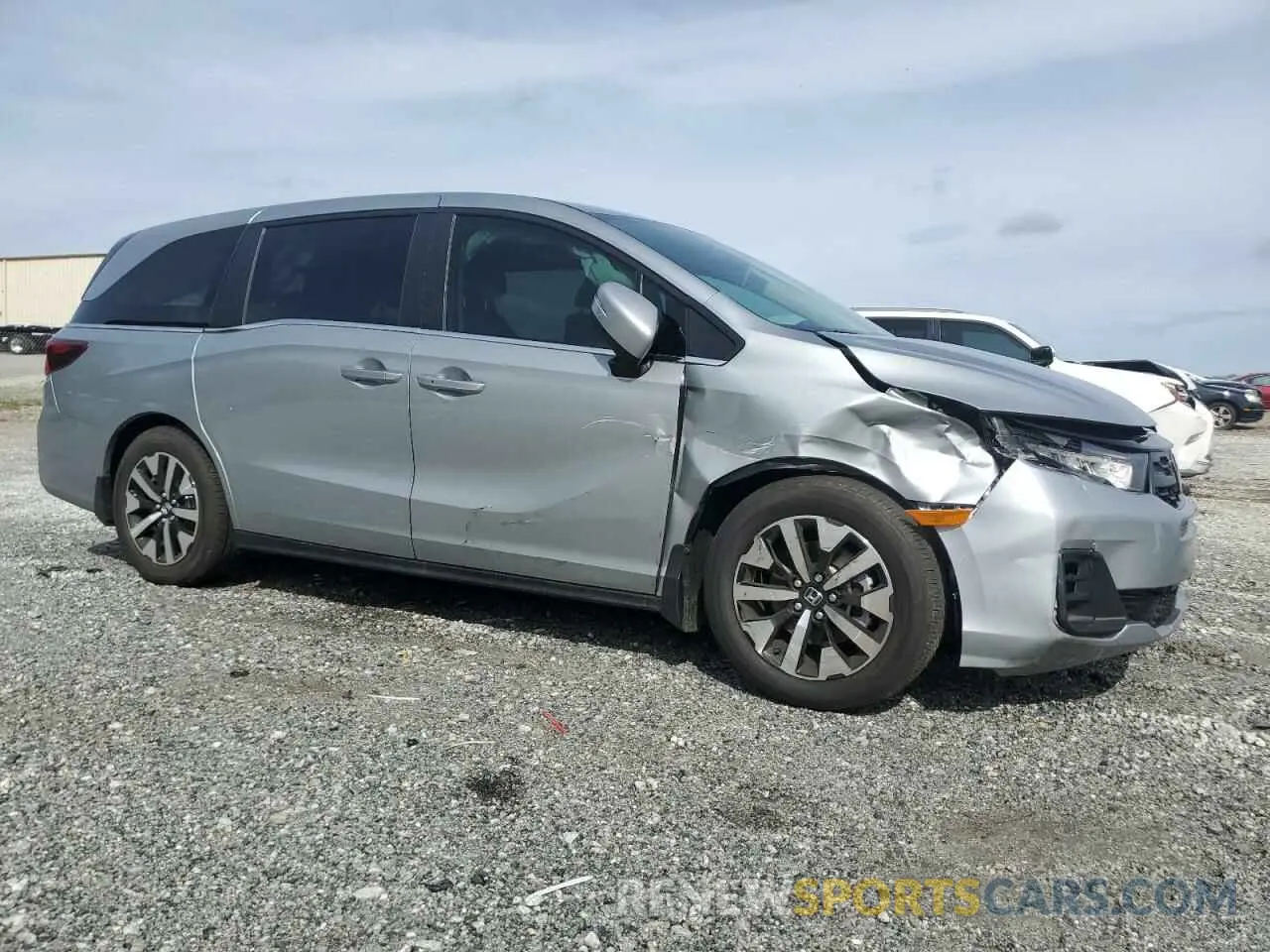 4 Photograph of a damaged car 5FNRL6H64SB021786 HONDA All Models 2025