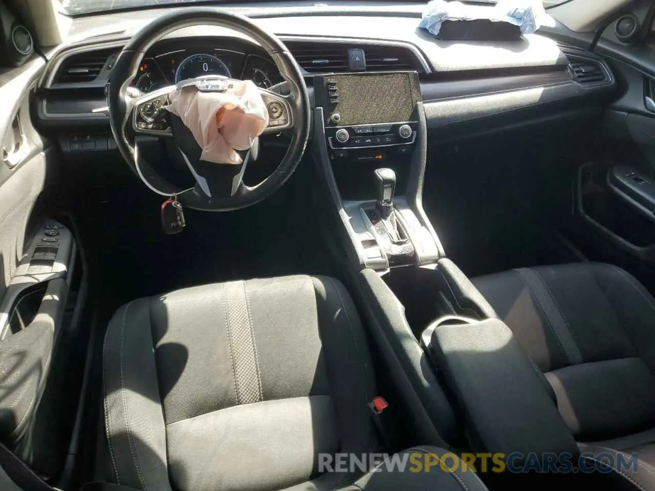 8 Photograph of a damaged car 19XFC1F30KE009879 HONDA CIVIC 2019