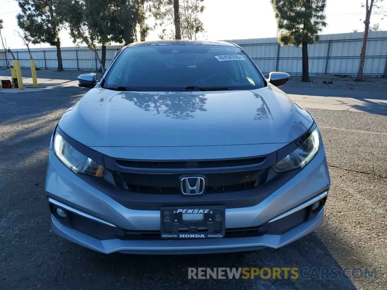 5 Фотография поврежденного автомобиля 19XFC1F30KE207605 HONDA CIVIC 2019