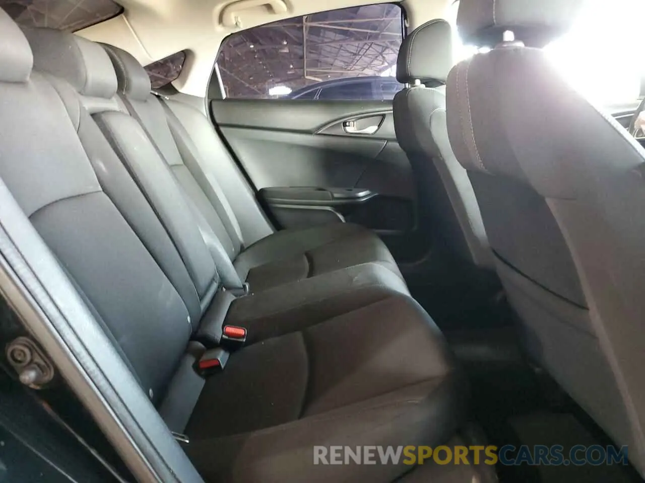 11 Photograph of a damaged car 19XFC1F31KE207886 HONDA CIVIC 2019