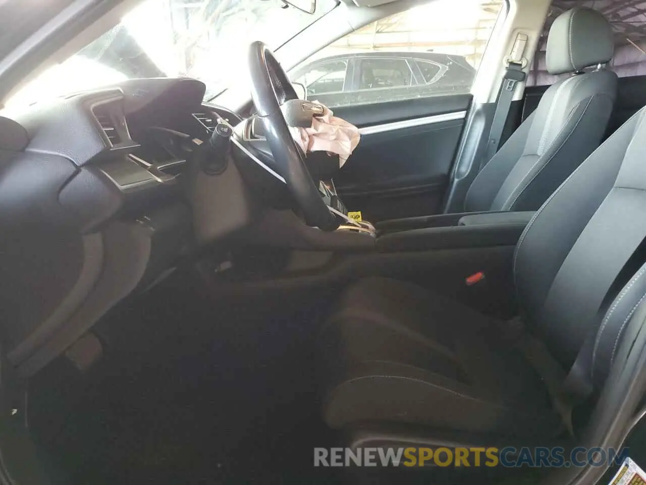 7 Photograph of a damaged car 19XFC1F31KE207886 HONDA CIVIC 2019