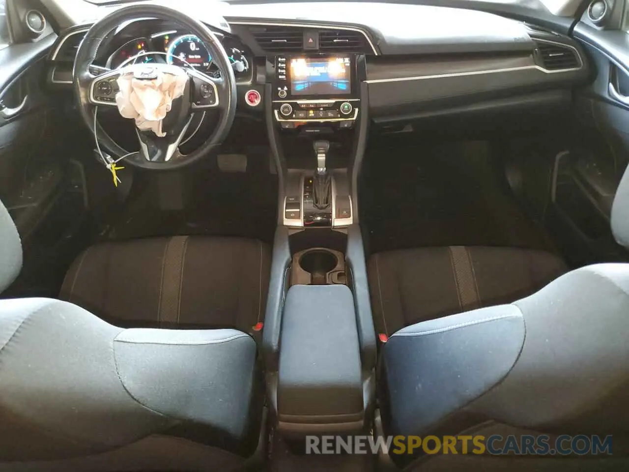 8 Photograph of a damaged car 19XFC1F31KE207886 HONDA CIVIC 2019