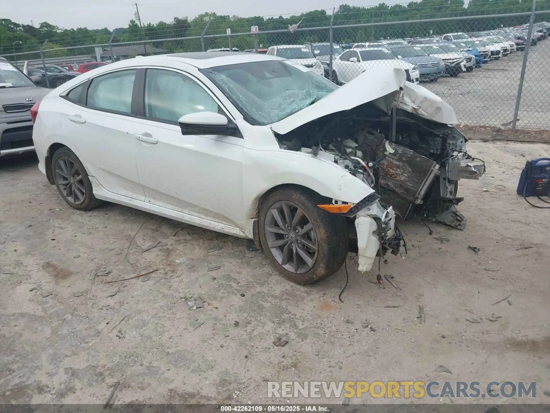1 Photograph of a damaged car 19XFC1F32K1002187 HONDA CIVIC 2019