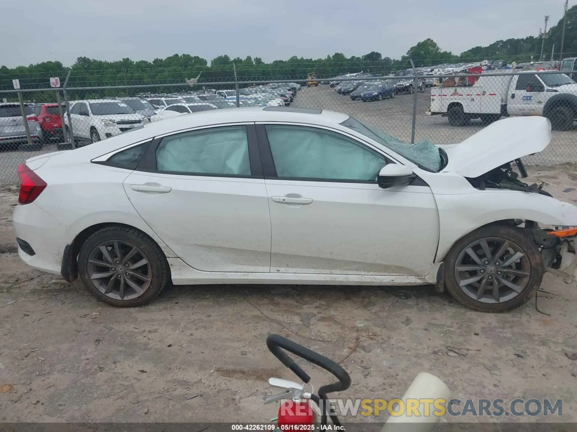 13 Photograph of a damaged car 19XFC1F32K1002187 HONDA CIVIC 2019