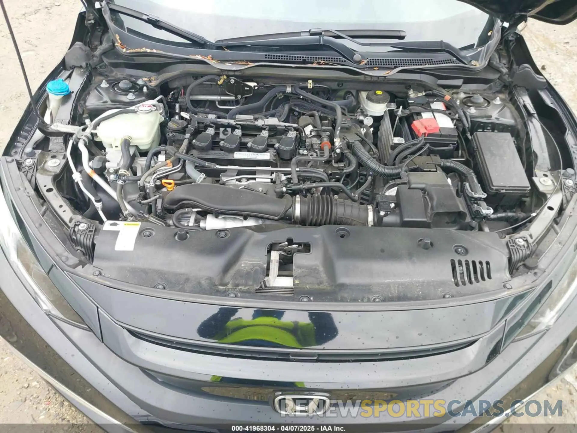 10 Фотография поврежденного автомобиля 19XFC1F33KE019354 HONDA CIVIC 2019