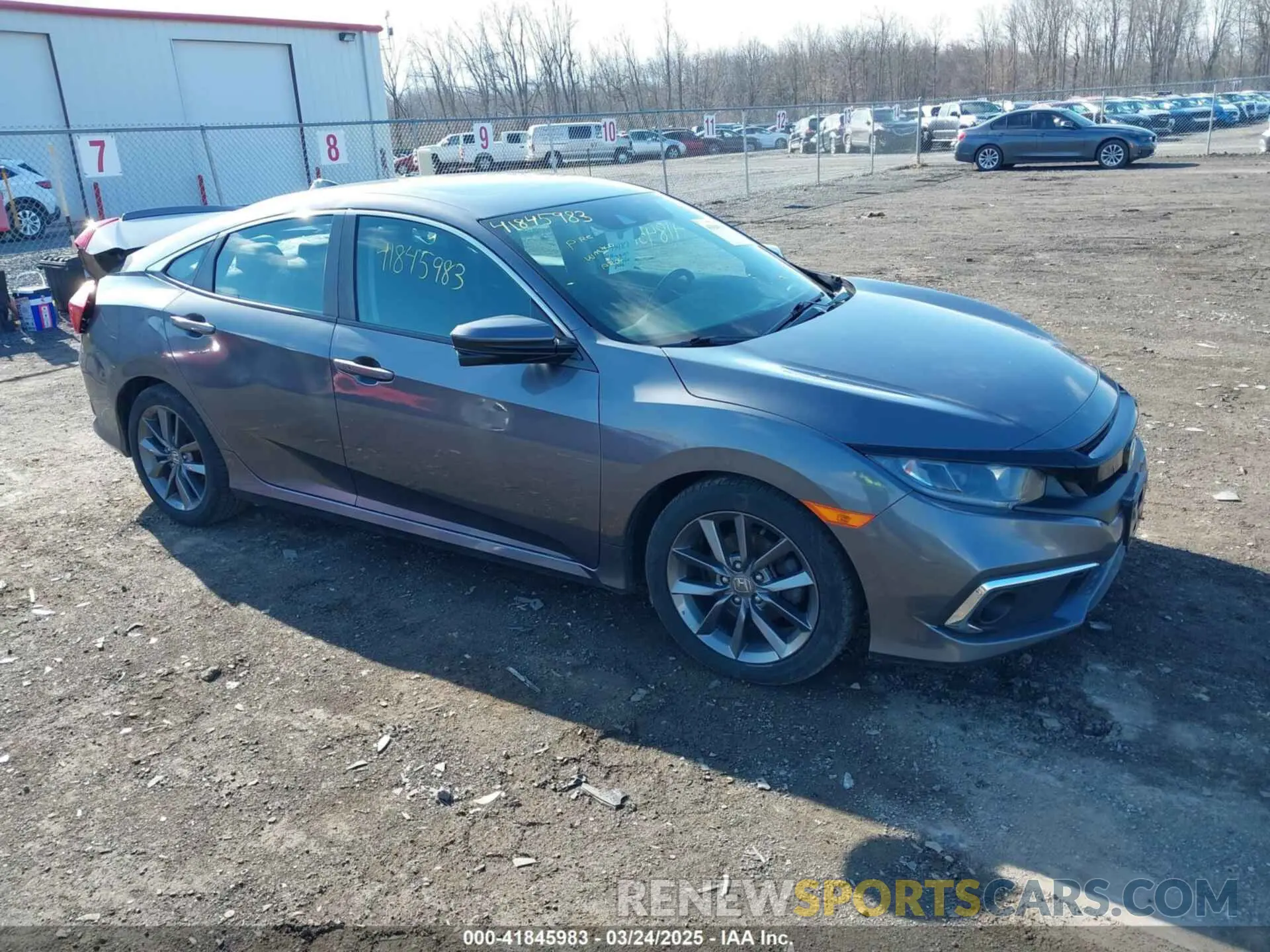 1 Фотография поврежденного автомобиля 19XFC1F33KE202267 HONDA CIVIC 2019