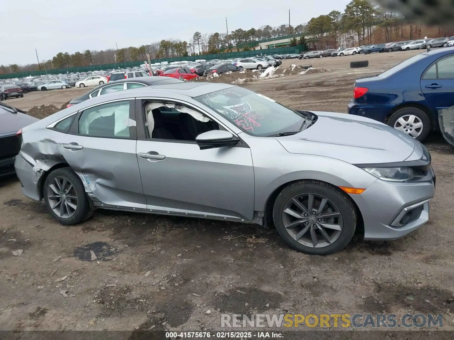 13 Photograph of a damaged car 19XFC1F33KE210711 HONDA CIVIC 2019