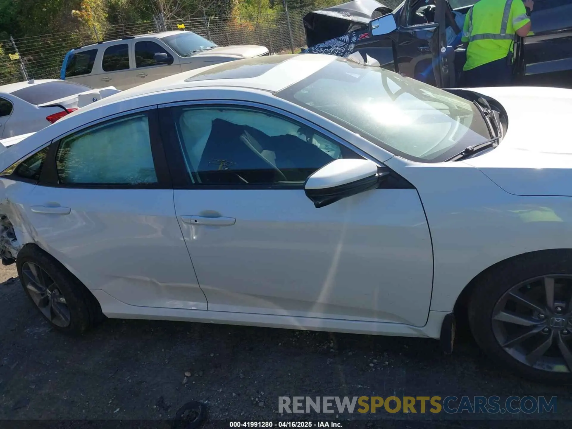 13 Photograph of a damaged car 19XFC1F34KE018018 HONDA CIVIC 2019