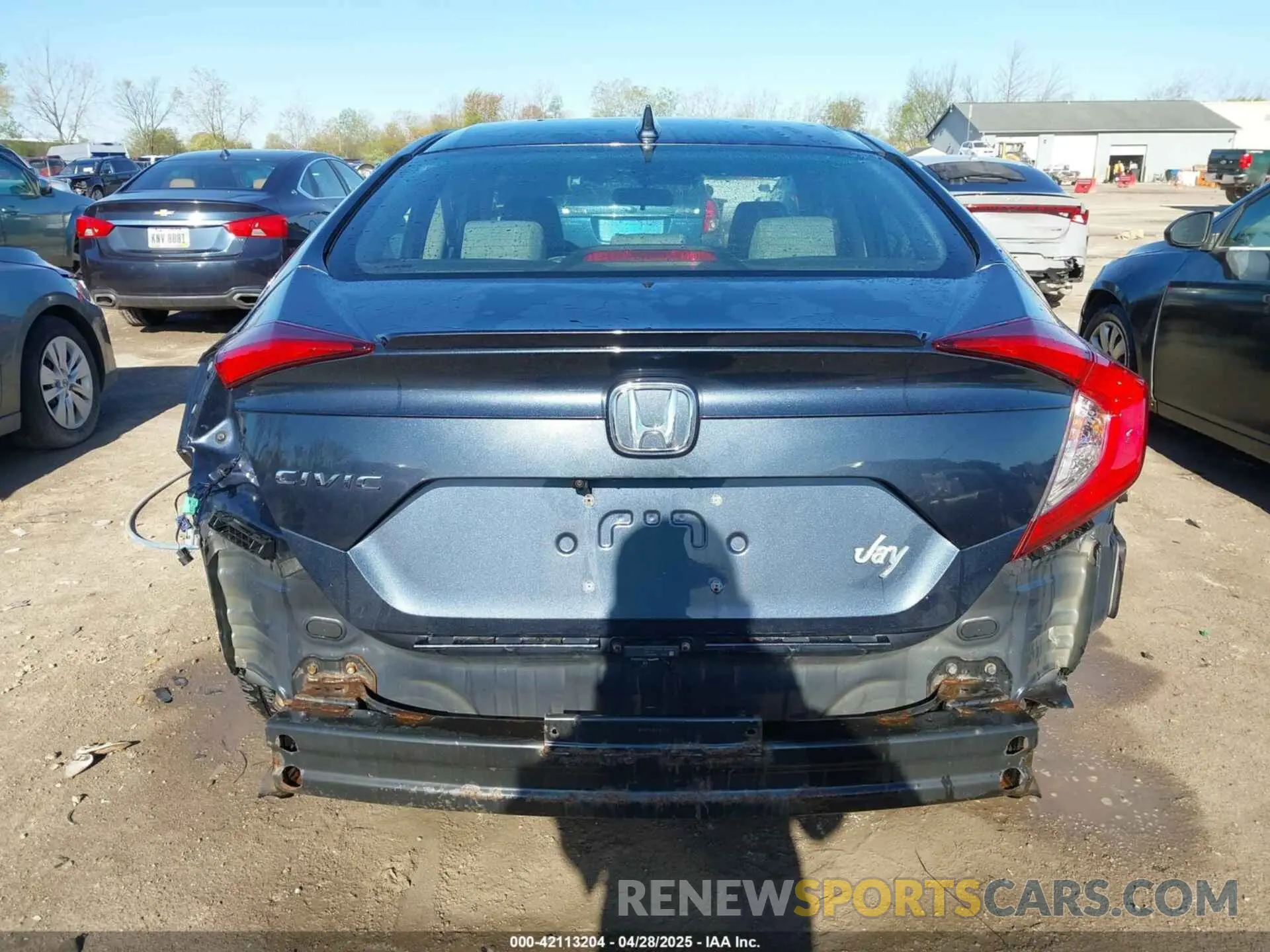 17 Photograph of a damaged car 19XFC1F34KE019864 HONDA CIVIC 2019