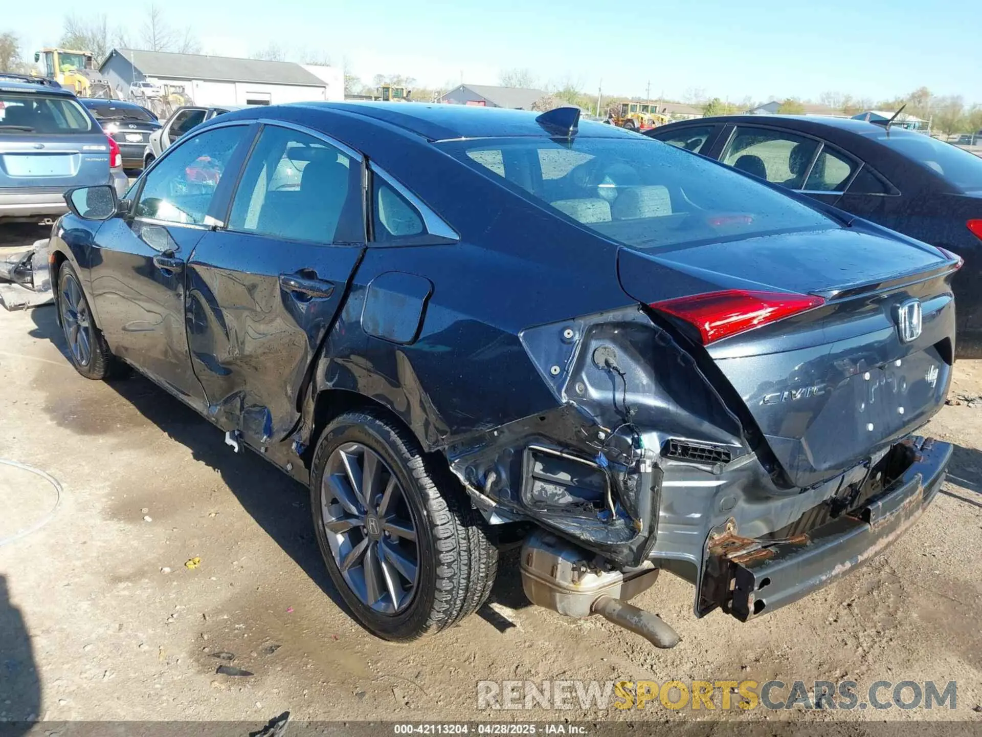 3 Photograph of a damaged car 19XFC1F34KE019864 HONDA CIVIC 2019