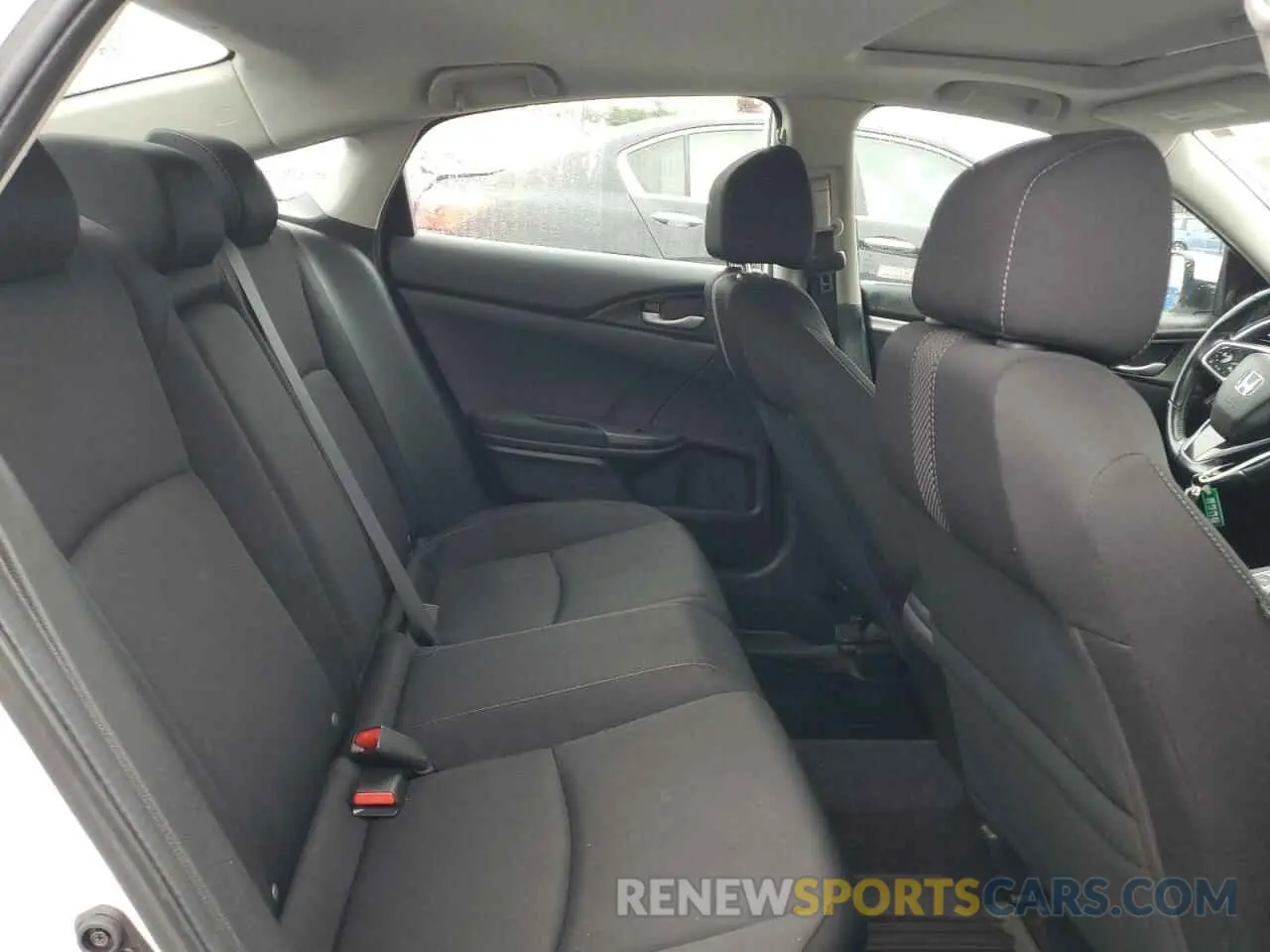 10 Photograph of a damaged car 19XFC1F34KE212953 HONDA CIVIC 2019