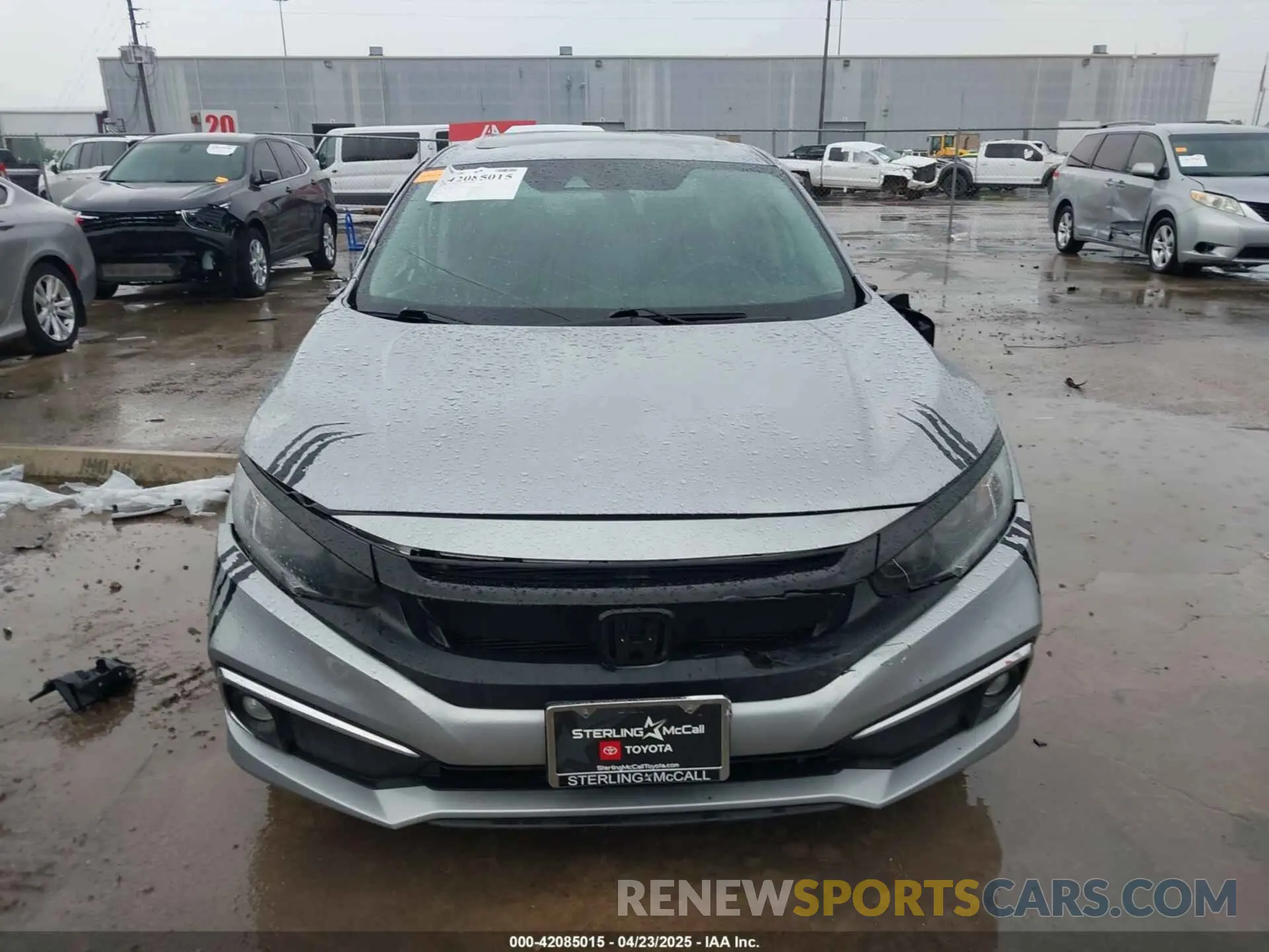 12 Фотография поврежденного автомобиля 19XFC1F36KE210718 HONDA CIVIC 2019