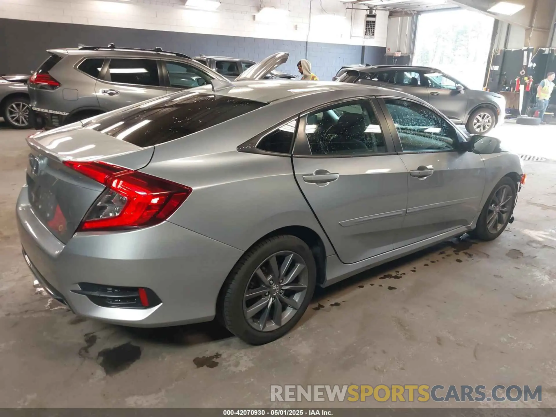 4 Photograph of a damaged car 19XFC1F36KE210878 HONDA CIVIC 2019