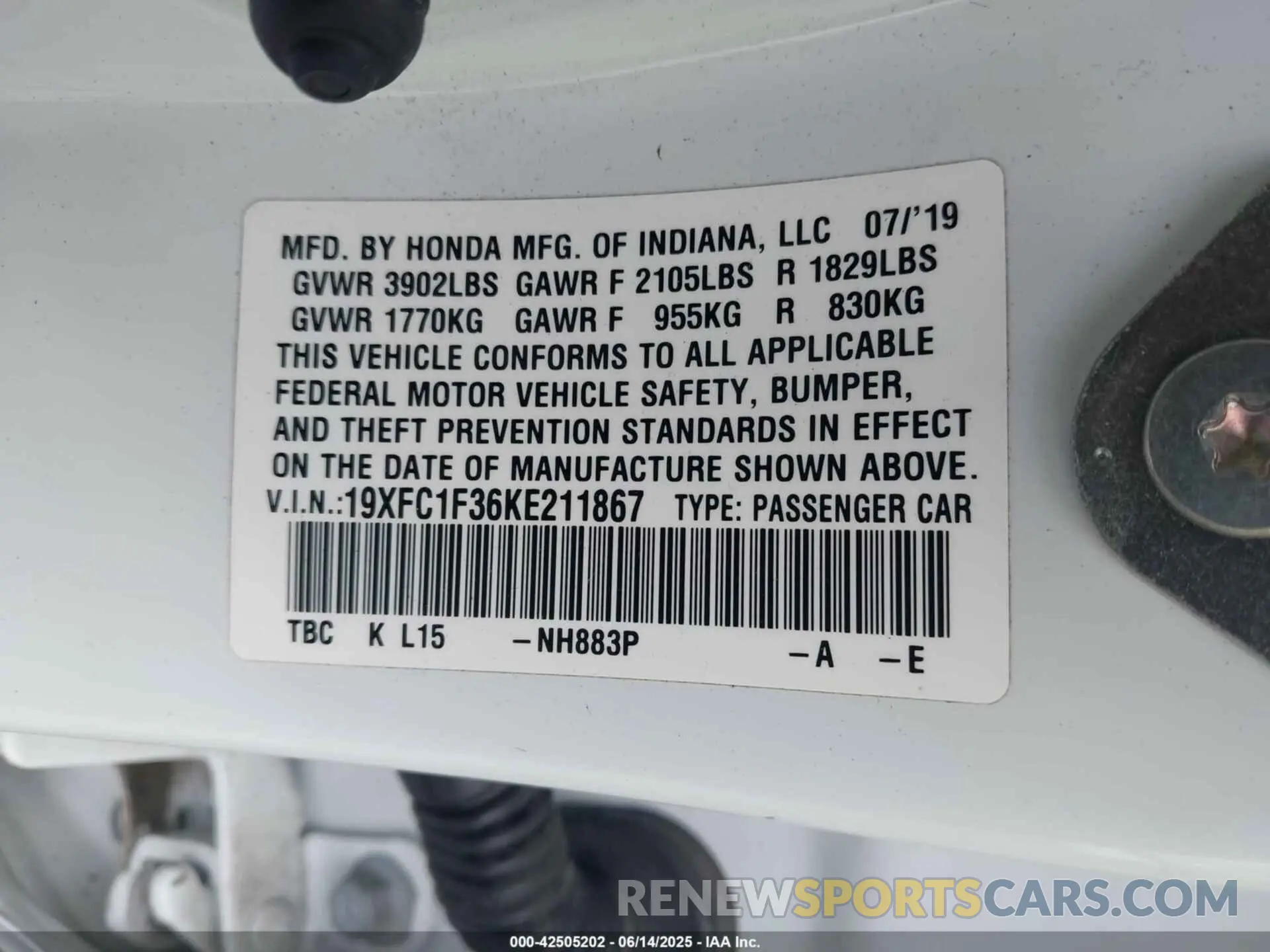 9 Photograph of a damaged car 19XFC1F36KE211867 HONDA CIVIC 2019