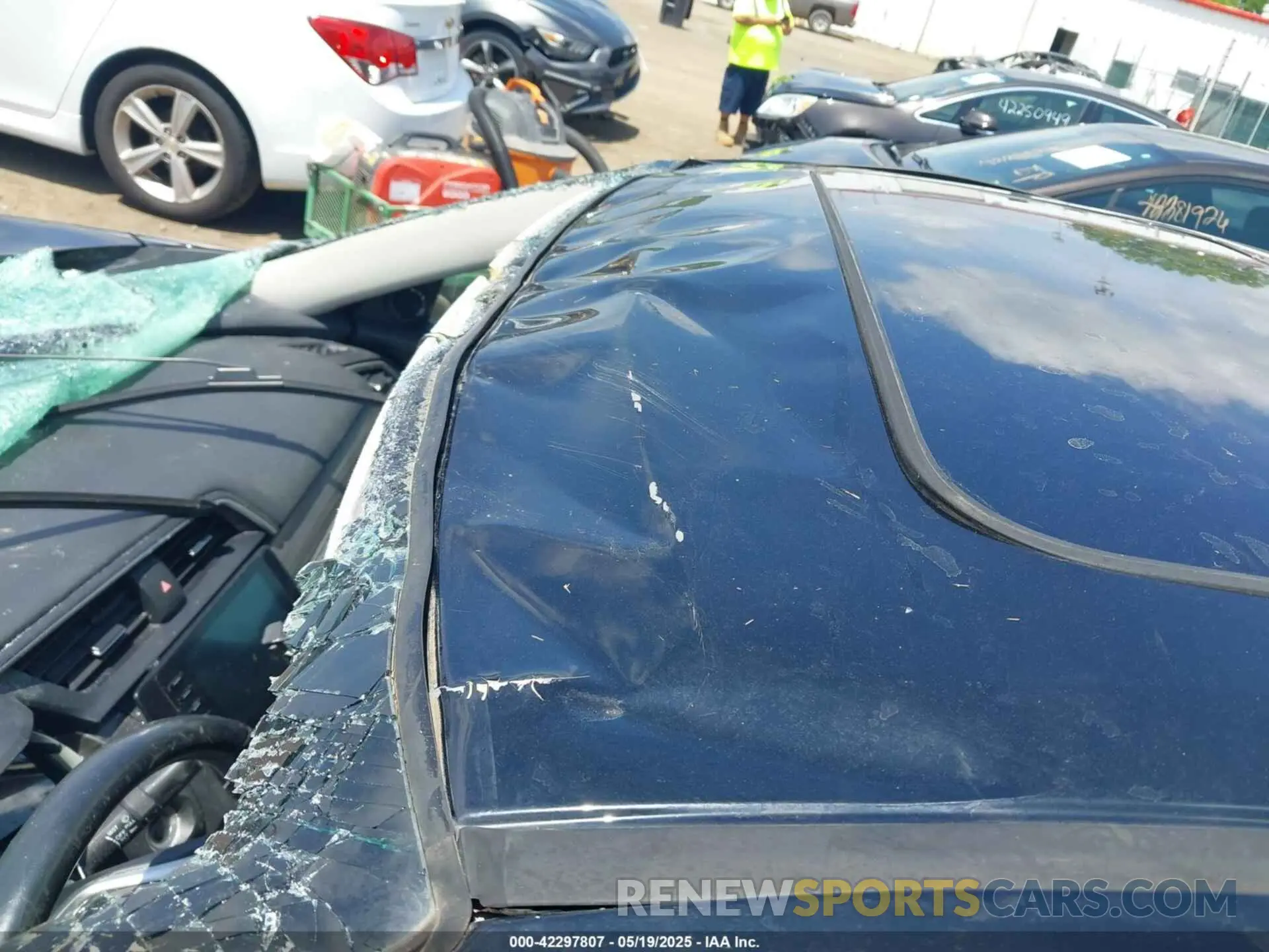 17 Photograph of a damaged car 19XFC1F36KE215577 HONDA CIVIC 2019