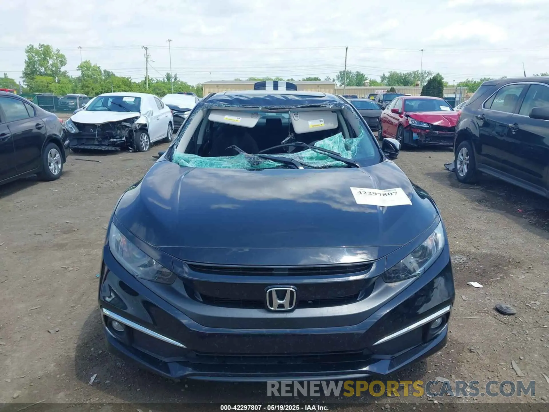 6 Photograph of a damaged car 19XFC1F36KE215577 HONDA CIVIC 2019