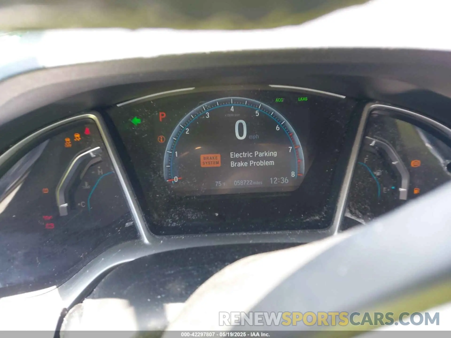7 Photograph of a damaged car 19XFC1F36KE215577 HONDA CIVIC 2019