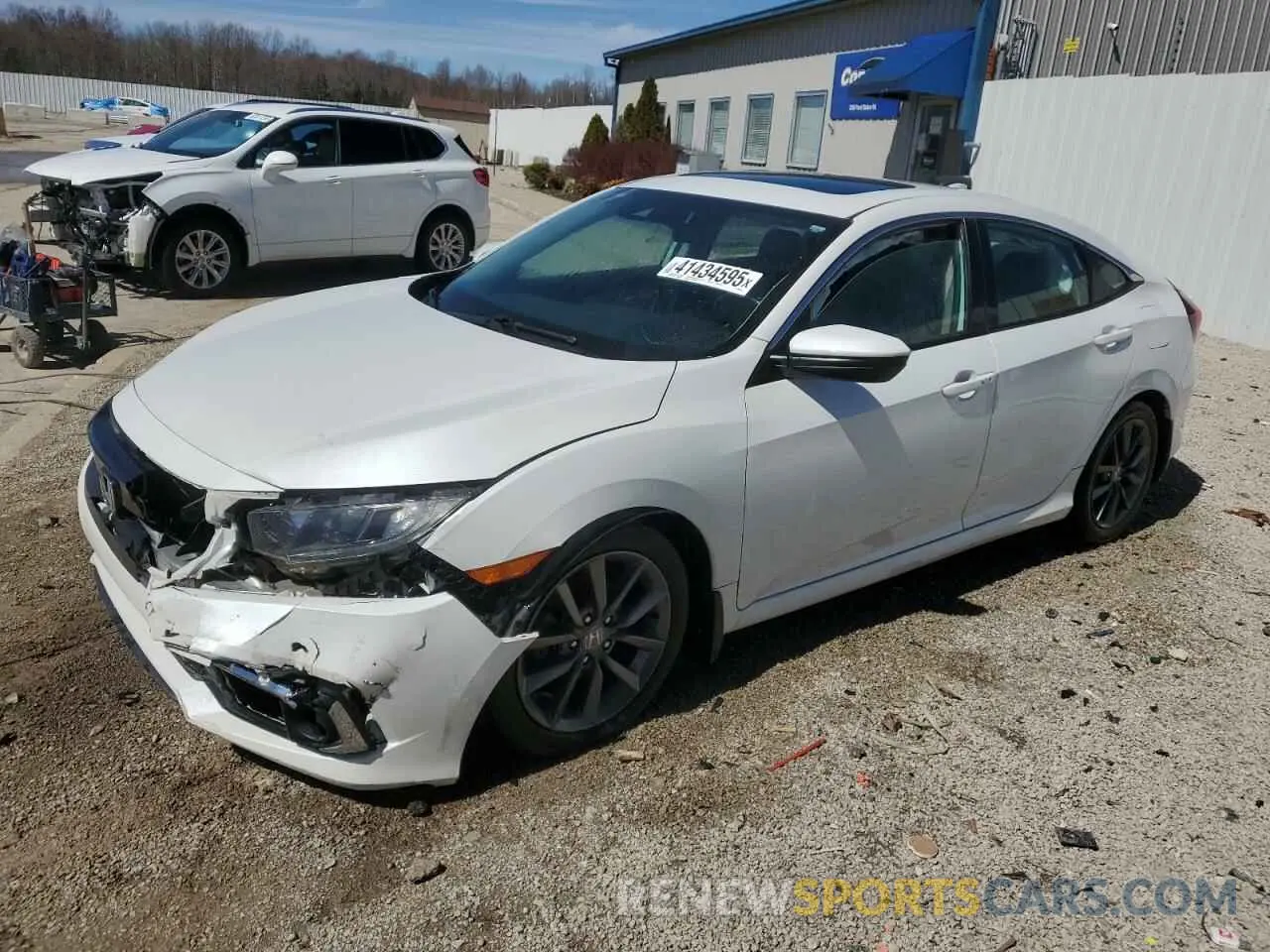 1 Photograph of a damaged car 19XFC1F38KE000718 HONDA CIVIC 2019