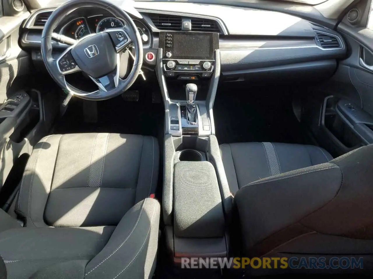 8 Photograph of a damaged car 19XFC1F38KE004123 HONDA CIVIC 2019