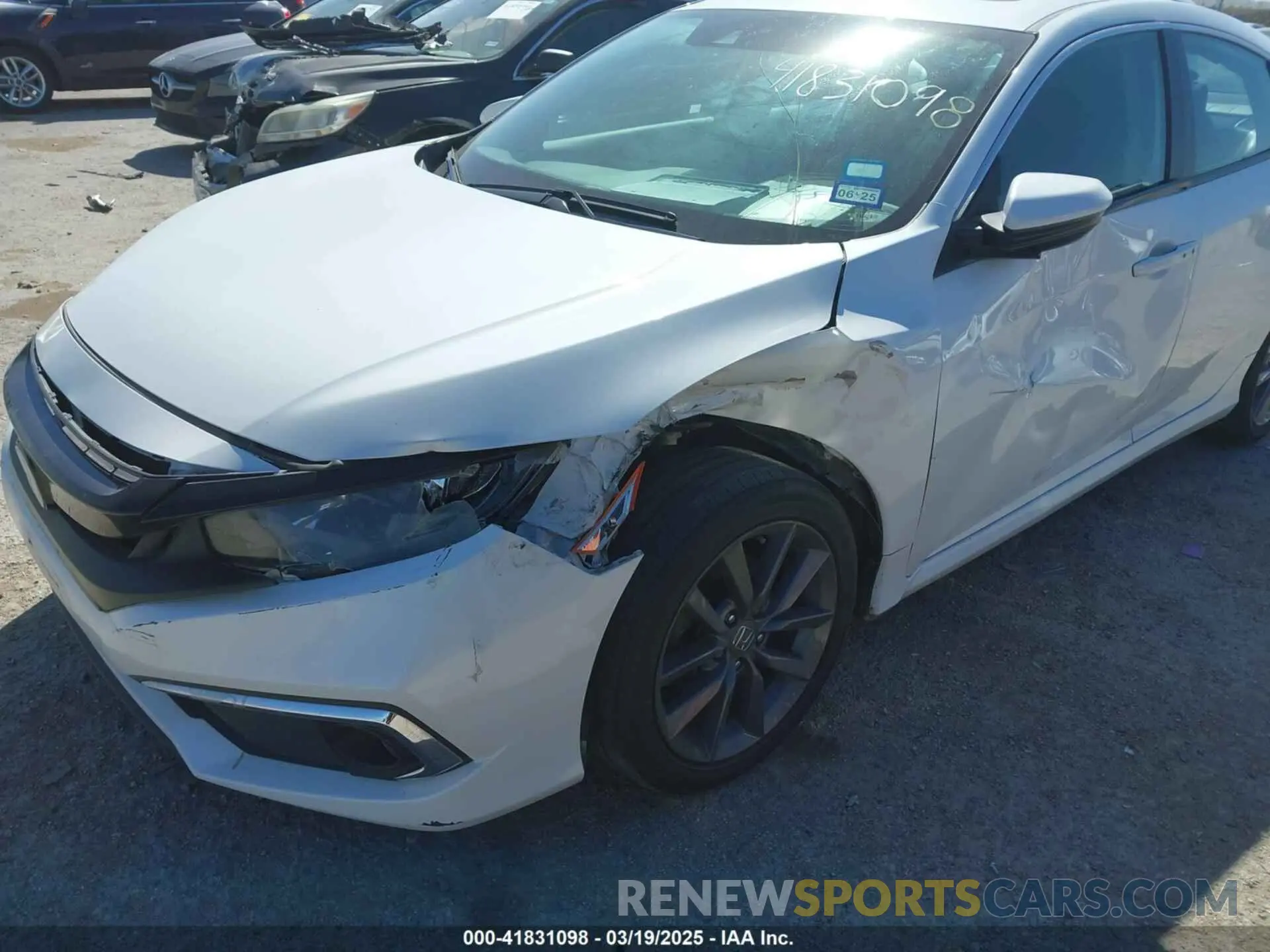6 Photograph of a damaged car 19XFC1F38KE200790 HONDA CIVIC 2019
