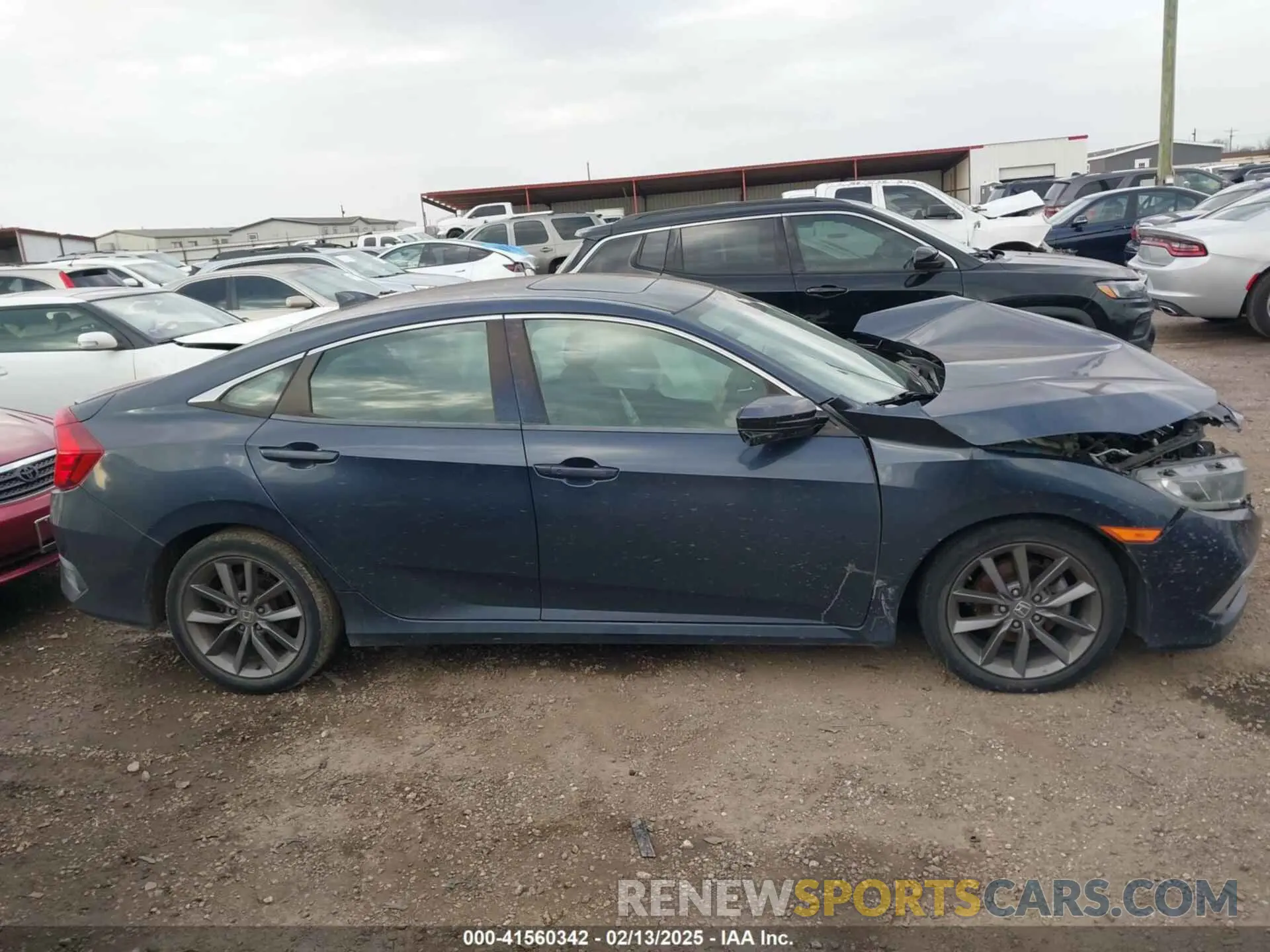 14 Фотография поврежденного автомобиля 19XFC1F70KE008427 HONDA CIVIC 2019