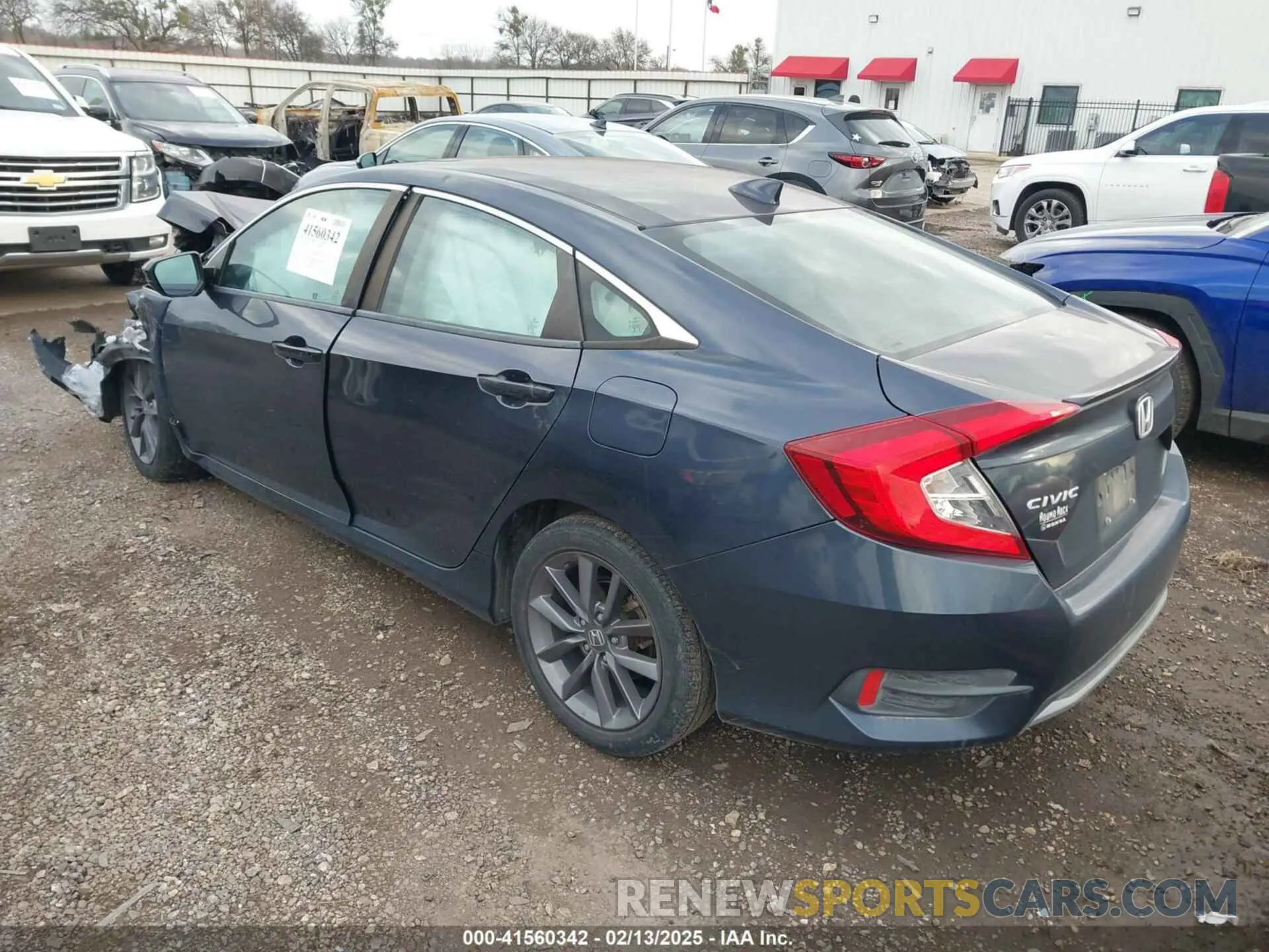 3 Фотография поврежденного автомобиля 19XFC1F70KE008427 HONDA CIVIC 2019