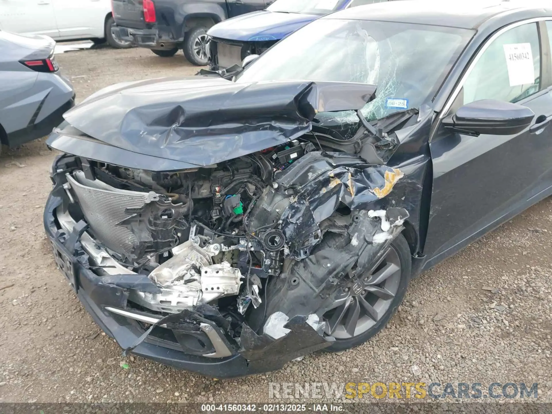 6 Фотография поврежденного автомобиля 19XFC1F70KE008427 HONDA CIVIC 2019