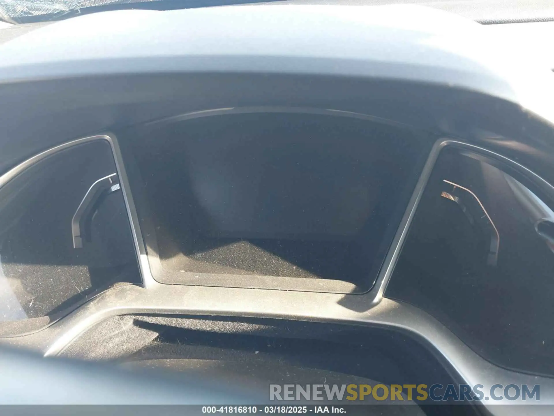 7 Photograph of a damaged car 19XFC1F73KE211652 HONDA CIVIC 2019