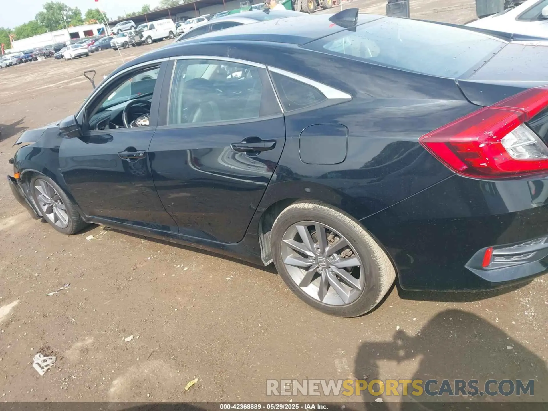 14 Фотография поврежденного автомобиля 19XFC1F75KE006611 HONDA CIVIC 2019