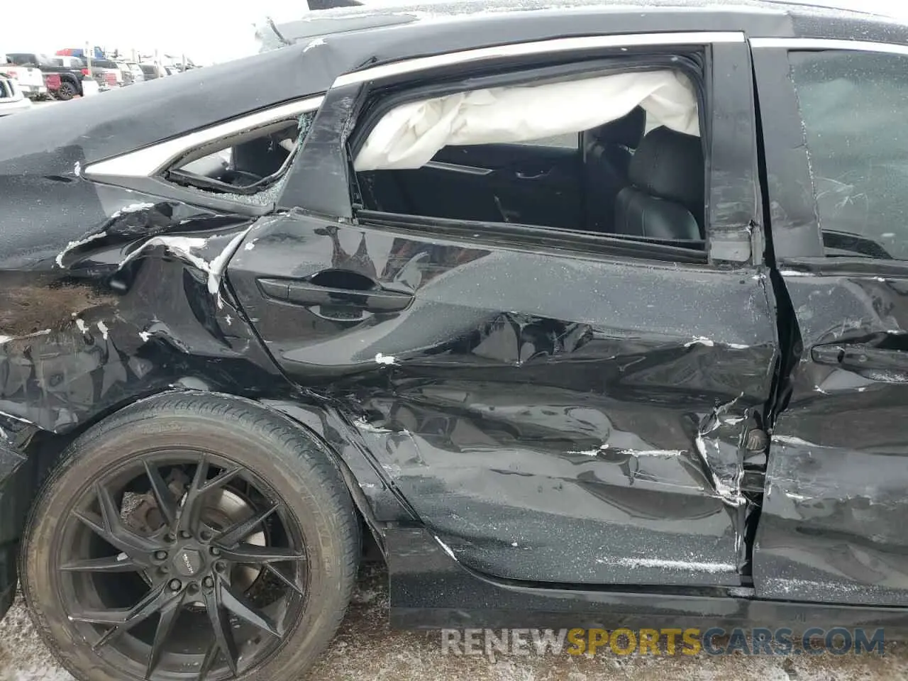 11 Photograph of a damaged car 19XFC1F75KE016295 HONDA CIVIC 2019