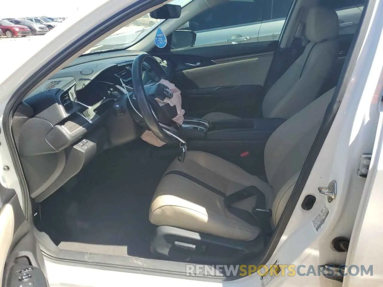 7 Photograph of a damaged car 19XFC1F76KE004012 HONDA CIVIC 2019