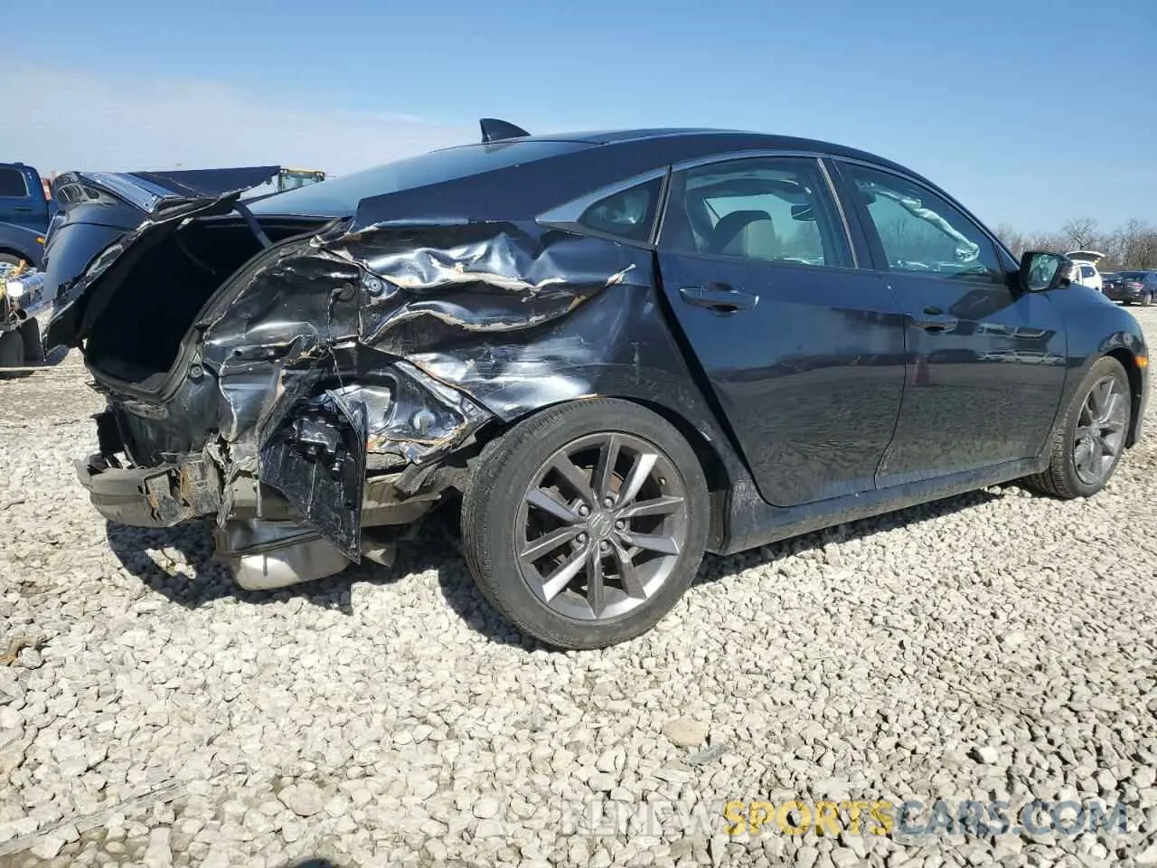 3 Photograph of a damaged car 19XFC1F76KE017195 HONDA CIVIC 2019