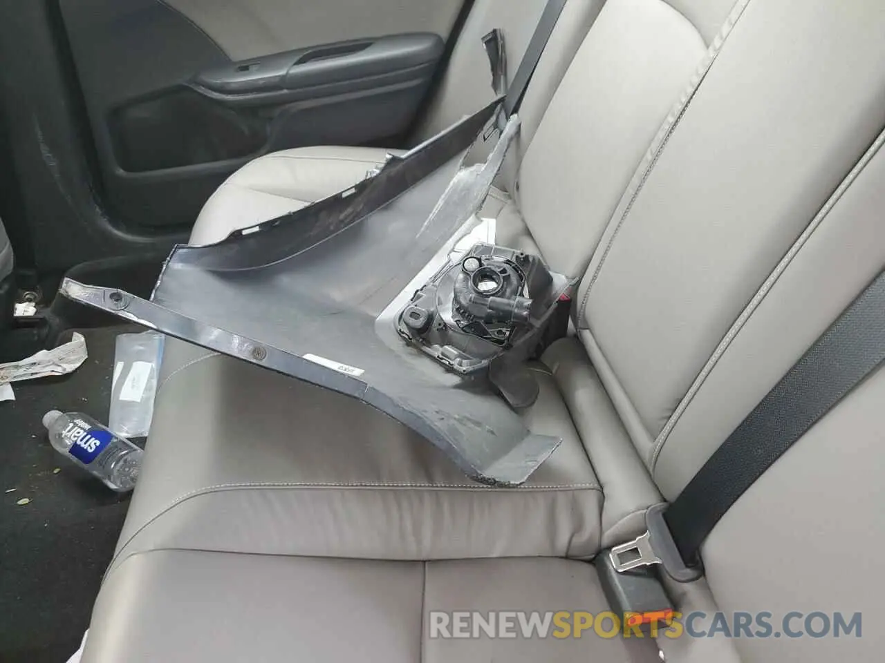 12 Фотография поврежденного автомобиля 19XFC1F78KE207936 HONDA CIVIC 2019