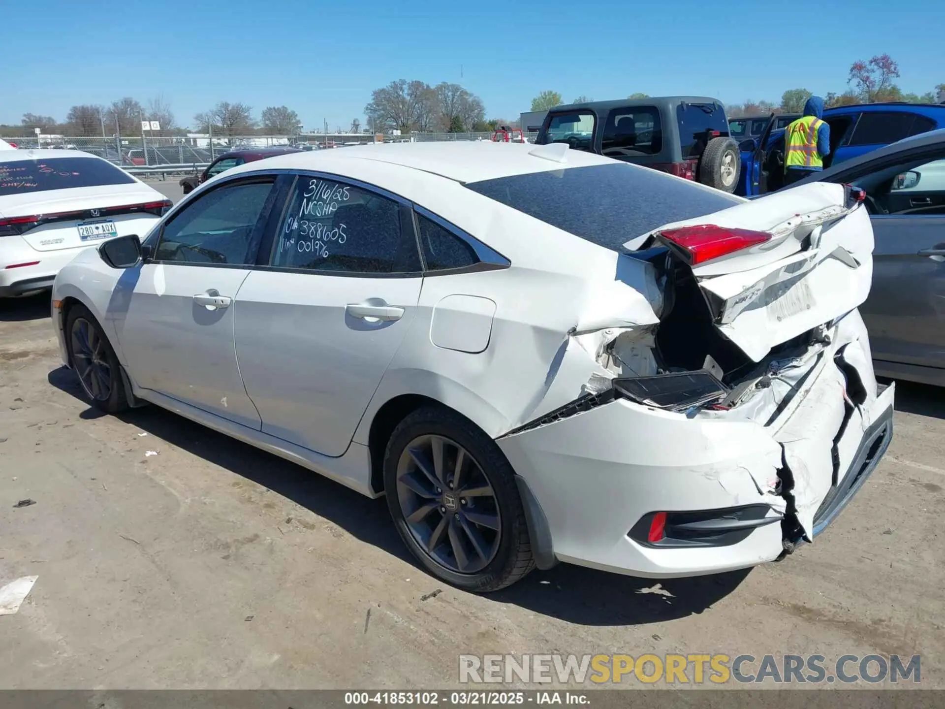 14 Photograph of a damaged car 19XFC1F79KE001976 HONDA CIVIC 2019
