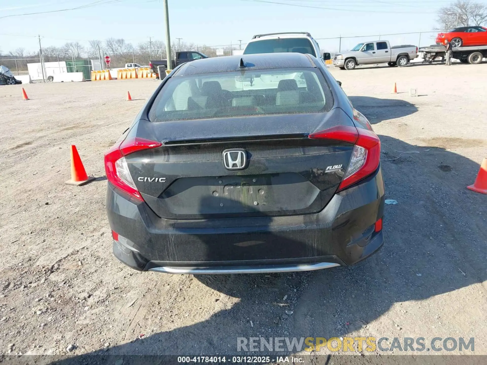 15 Photograph of a damaged car 19XFC1F7XKE011397 HONDA CIVIC 2019