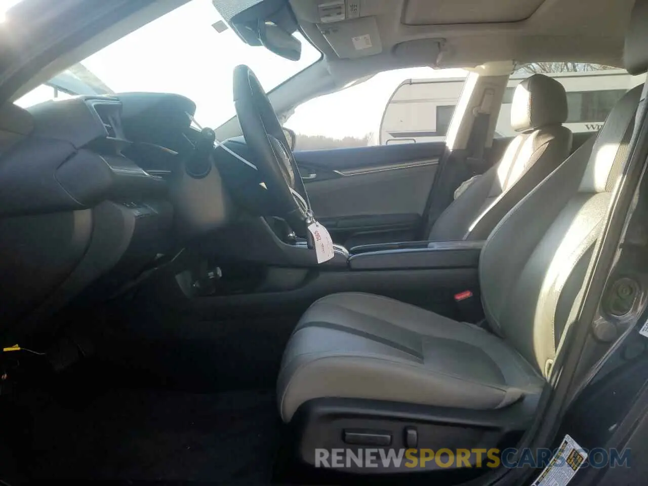 7 Photograph of a damaged car 19XFC1F7XKE017149 HONDA CIVIC 2019