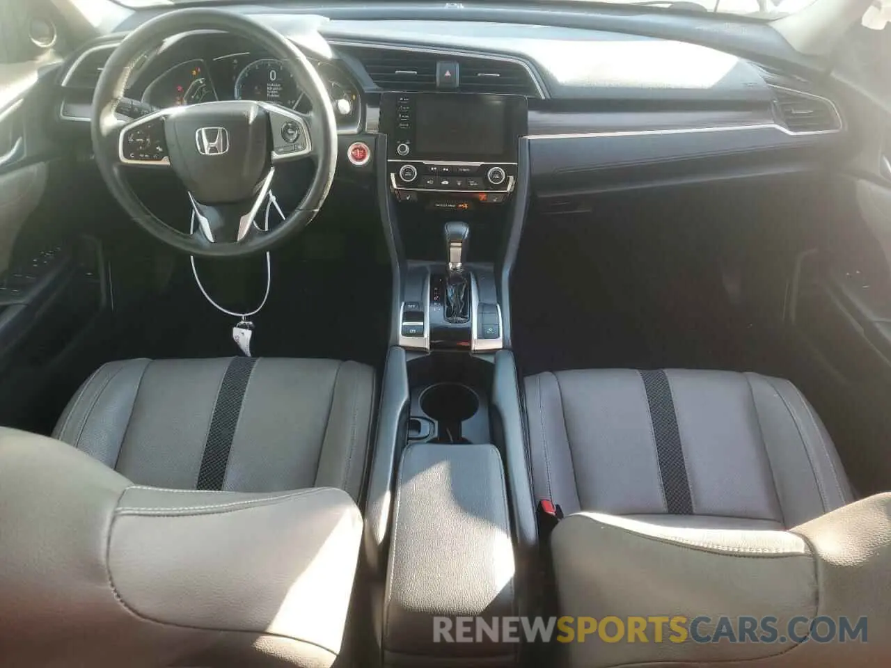 8 Photograph of a damaged car 19XFC1F7XKE017149 HONDA CIVIC 2019