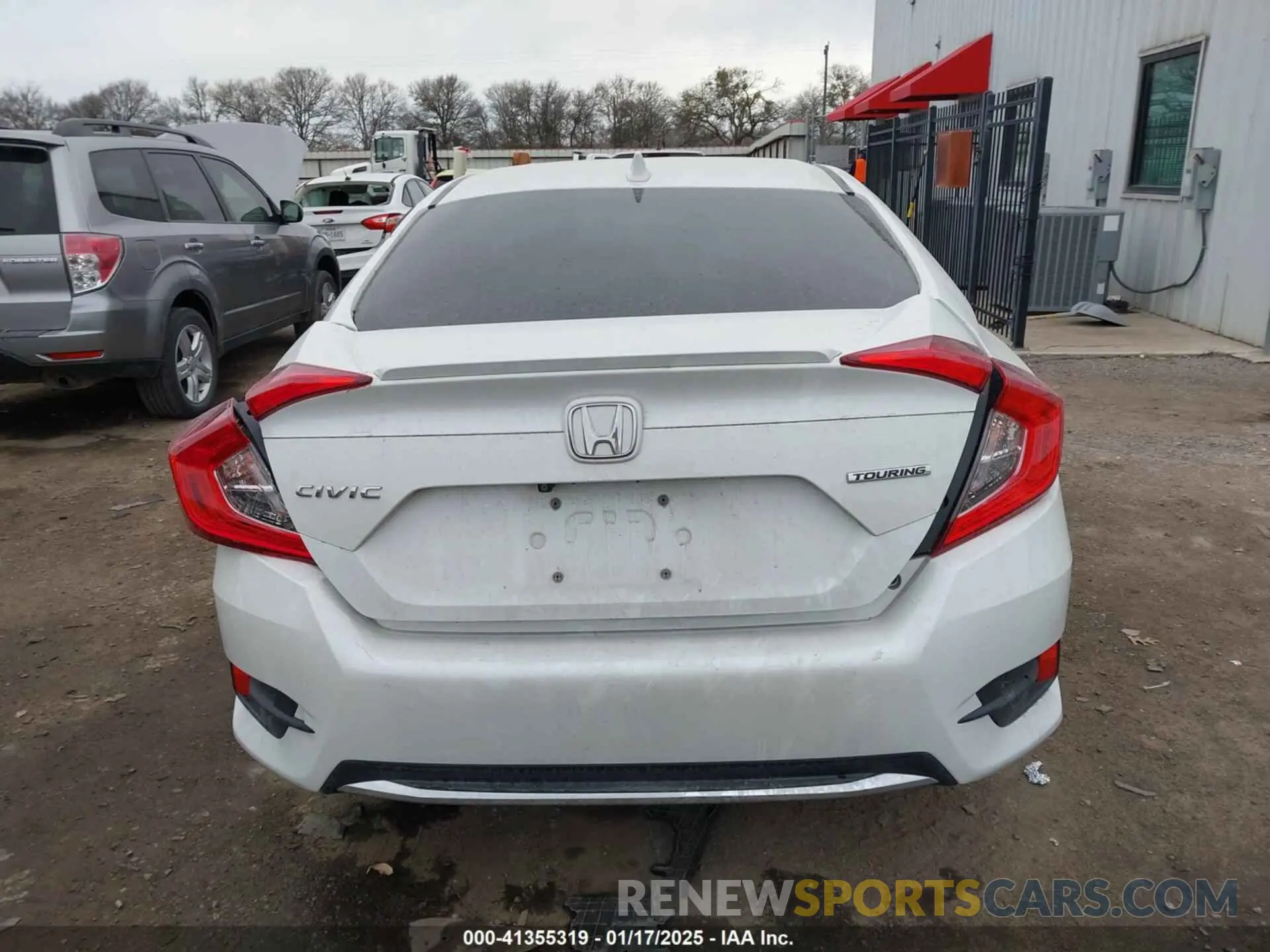 17 Photograph of a damaged car 19XFC1F90KE003536 HONDA CIVIC 2019