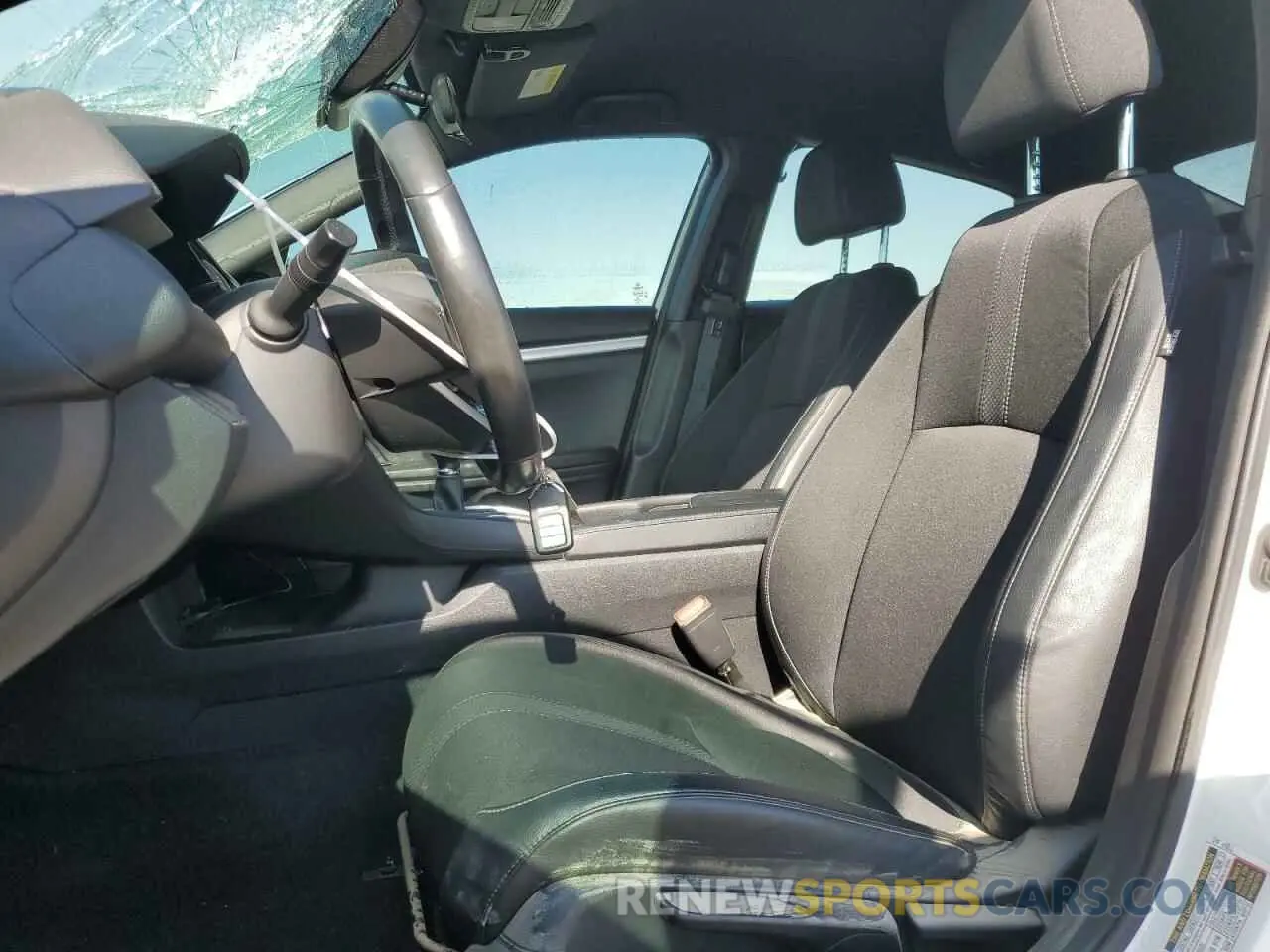 7 Photograph of a damaged car 19XFC2E87KE016346 HONDA CIVIC 2019