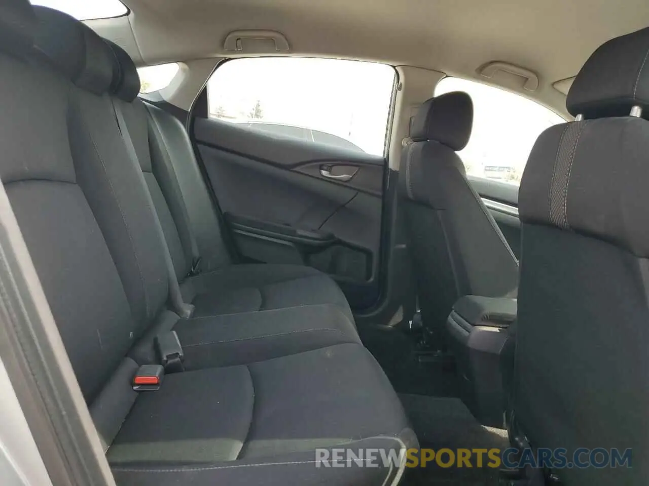 10 Фотография поврежденного автомобиля 19XFC2F60KE013124 HONDA CIVIC 2019